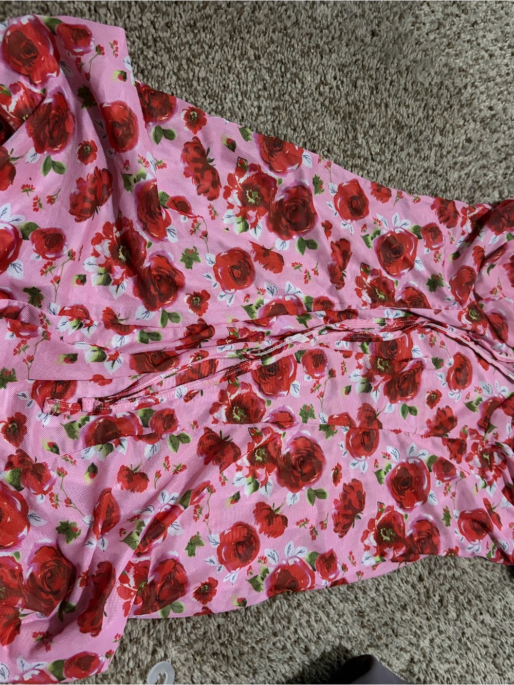 Source Unknown Pink Nightgown with Red Rose Print